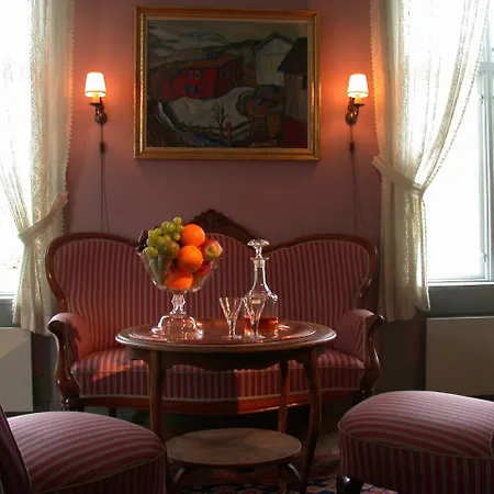 Kongsvold Fjeldstue Hotel *